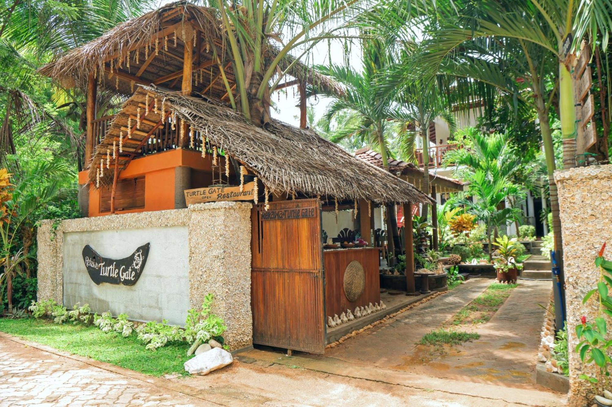 Rekawa Turtle Gate Hotel タンガラ エクステリア 写真
