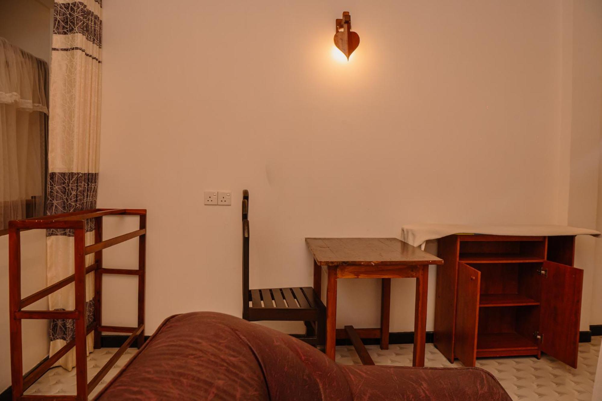 Rekawa Turtle Gate Hotel タンガラ 部屋 写真