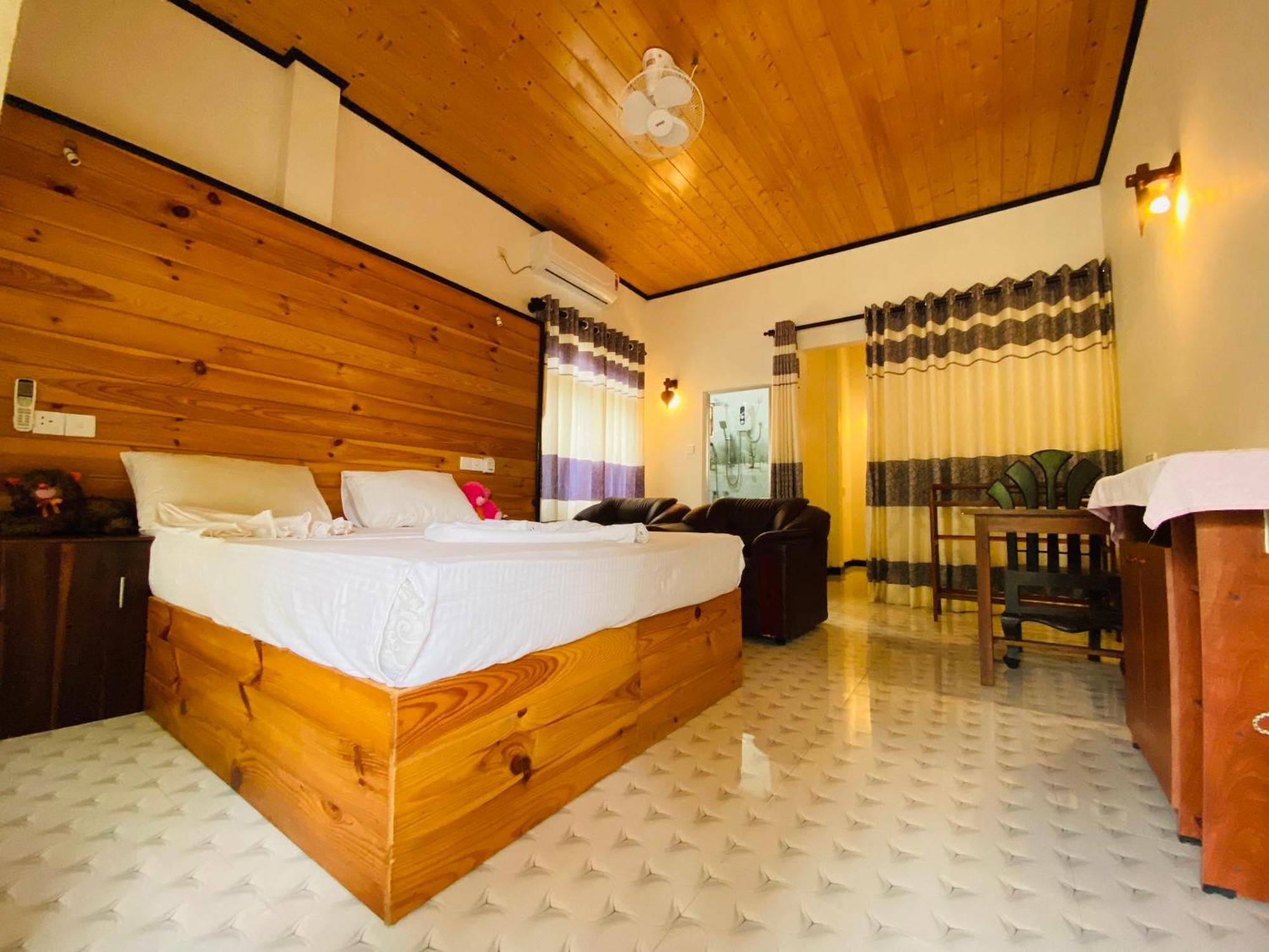 Rekawa Turtle Gate Hotel タンガラ 部屋 写真