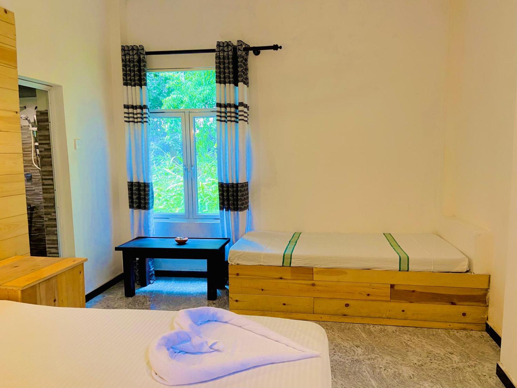 Rekawa Turtle Gate Hotel タンガラ エクステリア 写真